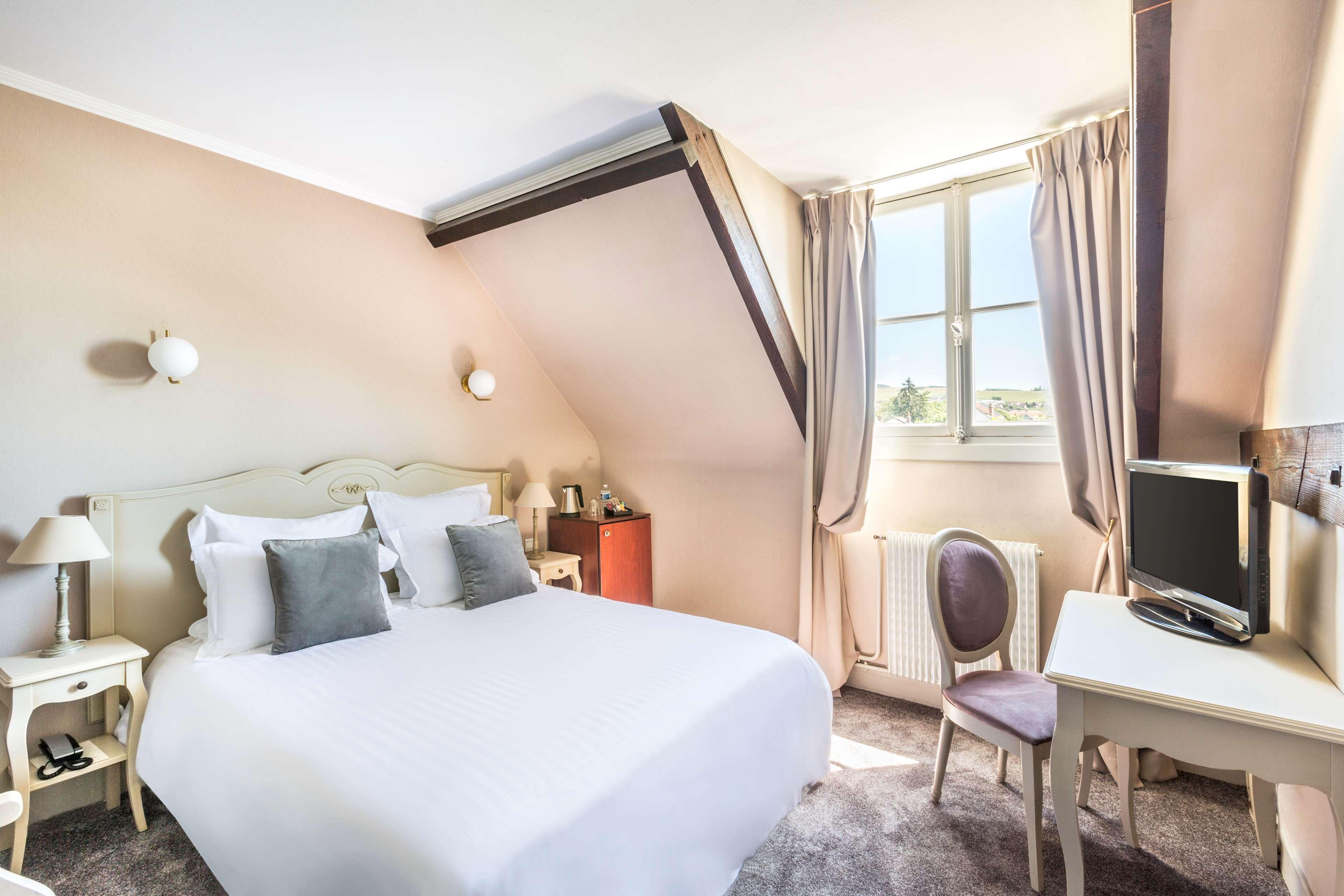 Hotel Le Maxime - Best Western Signature Collection Осер Экстерьер фото