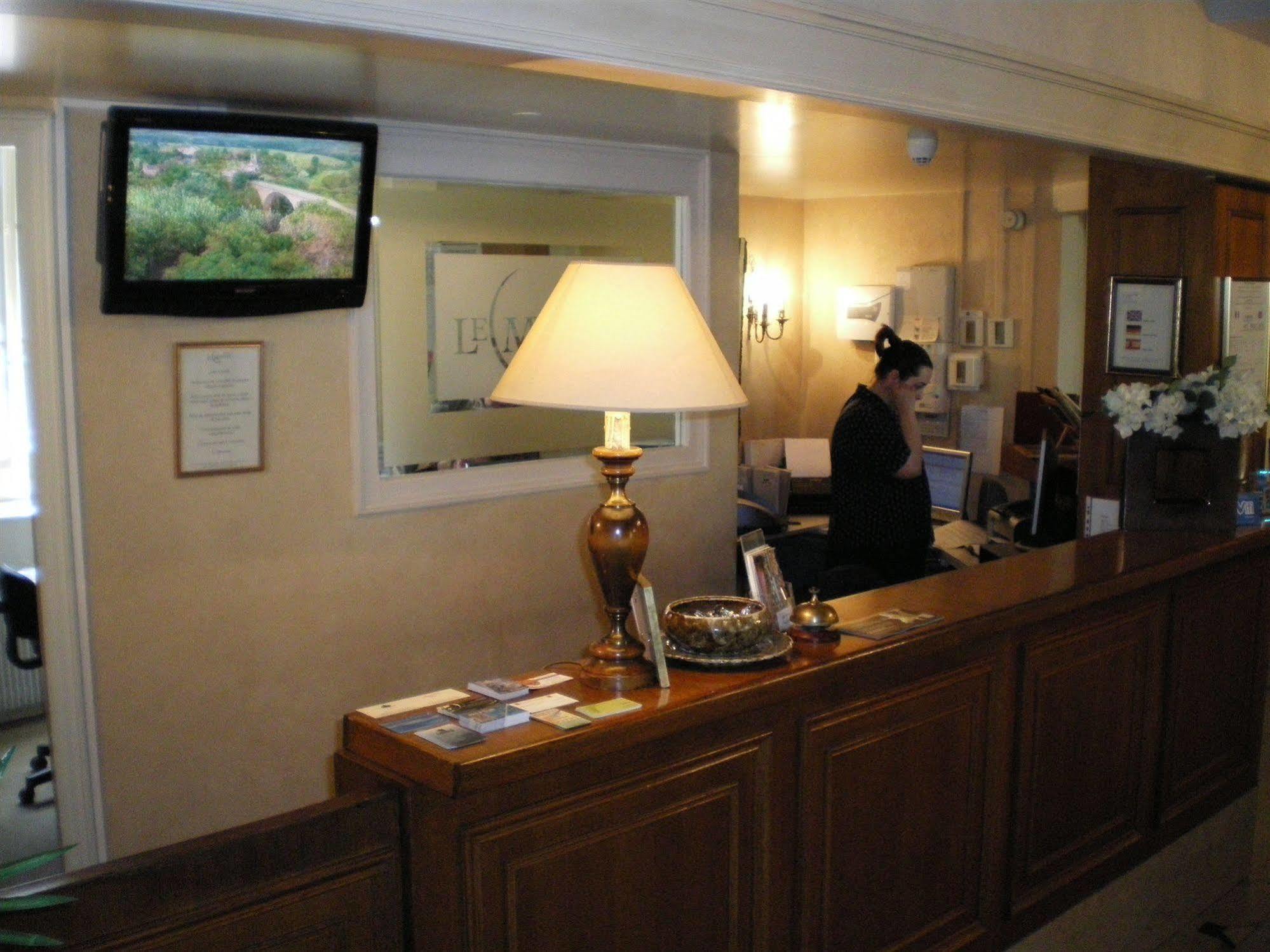 Hotel Le Maxime - Best Western Signature Collection Осер Экстерьер фото