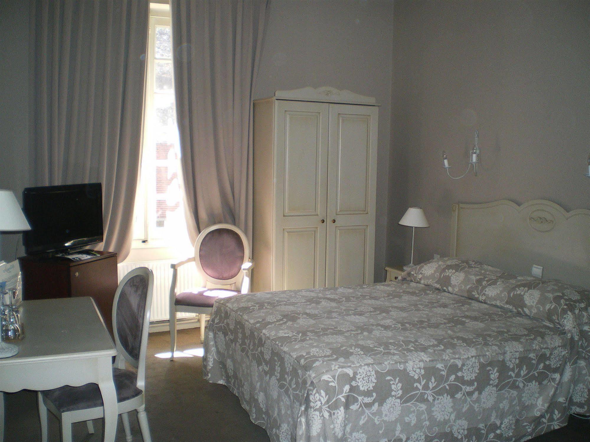 Hotel Le Maxime - Best Western Signature Collection Осер Экстерьер фото